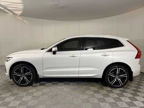 Used 2019 Volvo XC60 T5 R-Design w/ Protection Package FWD image 3