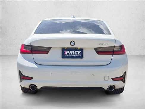 Used 2020 BMW 330i Sedan w/ Convenience Package RWD image 2