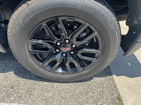 Certified 2024 GMC Sierra 1500 Elevation RWD image 5