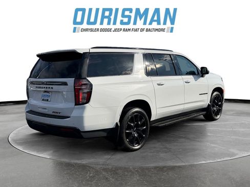 Used 2022 Chevrolet Suburban RST w/ Luxury Package image 6