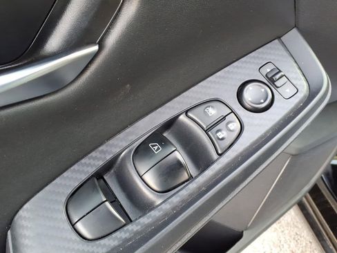 Used 2024 Nissan Sentra SV image 11