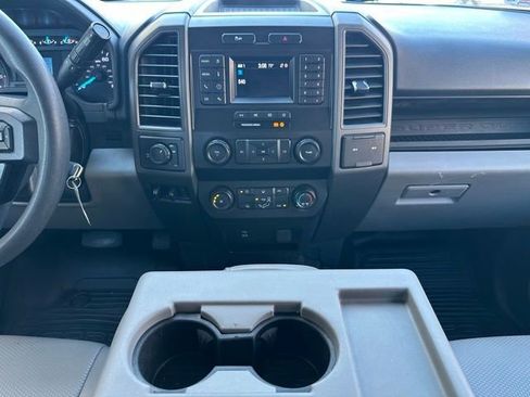 Certified 2022 Ford F250 XL w/ Power Equipment Group image 15