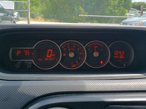 Used 2013 Scion xB FWD image 9