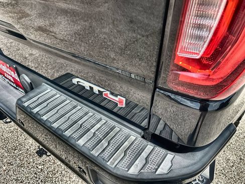 Used 2020 GMC Sierra 1500 AT4 w/ AT4 Premium Package AWD/4WD image 11