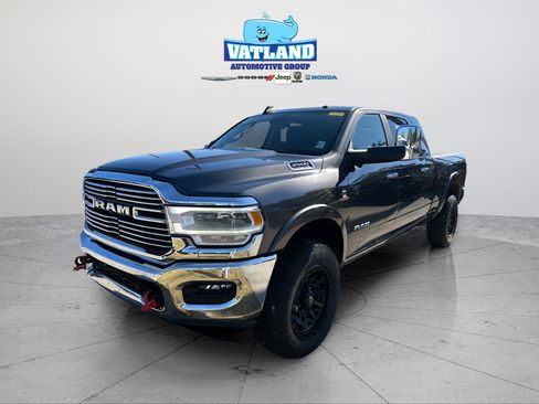 Used 2022 RAM 2500 Laramie image 1