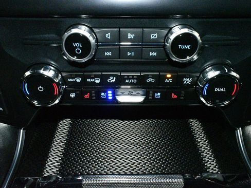 Used 2026 Ford F150 Raptor w/ Equipment Group 803A Raptor R AWD/4WD image 34