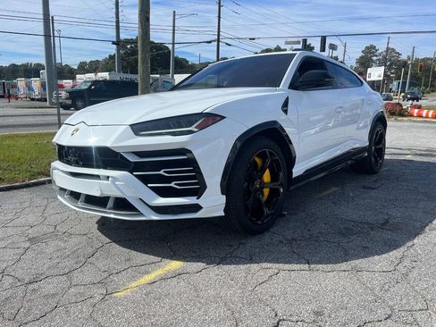 Used 2021 Lamborghini Urus AWD/4WD image 1