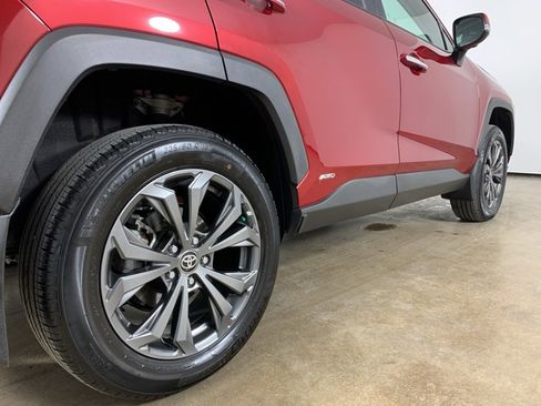 Used 2023 Toyota RAV4 Limited image 9