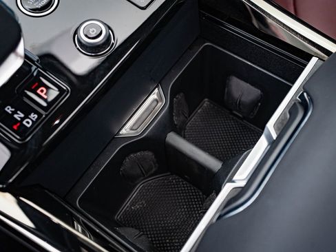 Used 2023 Land Rover Range Rover Sport SE Dynamic image 32