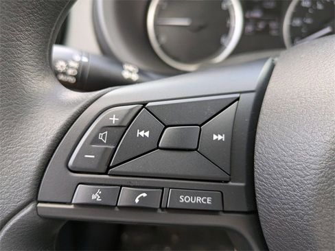 New 2025 Nissan Kicks Play S image 16