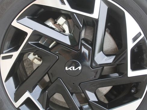 Certified 2024 Kia Sportage SX FWD image 18