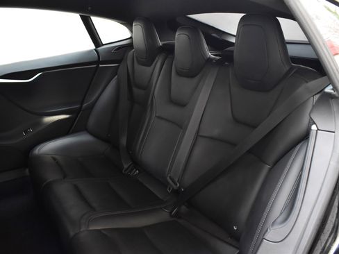 Used 2018 Tesla Model S 75D image 24