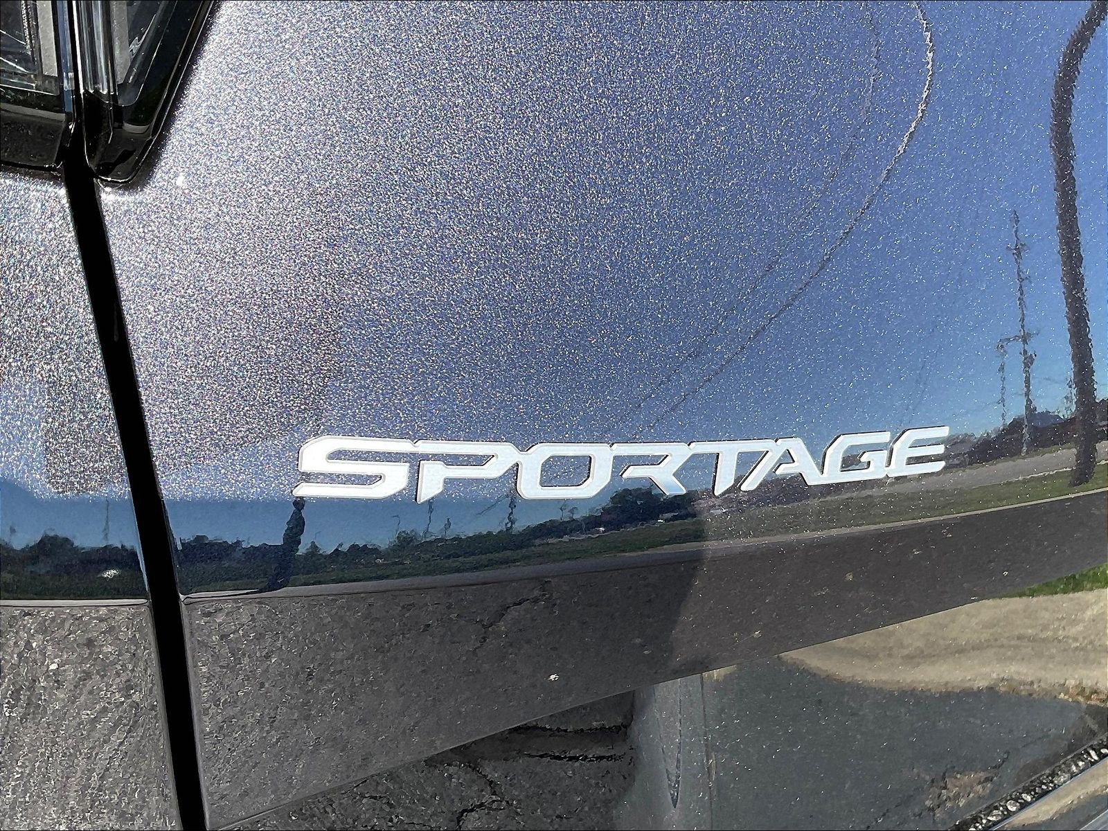 New 2027 Kia Sportage SX FWD image 13