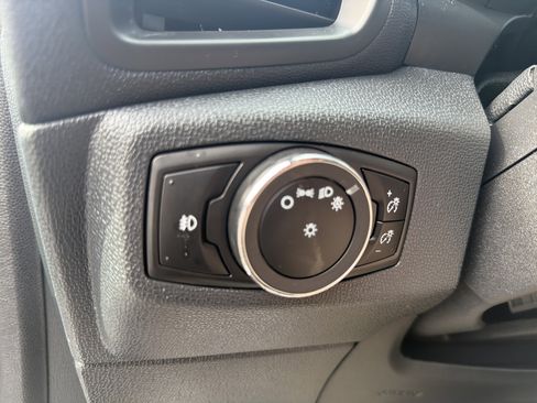 Certified 2019 Ford EcoSport SE w/ SE Convenience Package AWD/4WD image 29