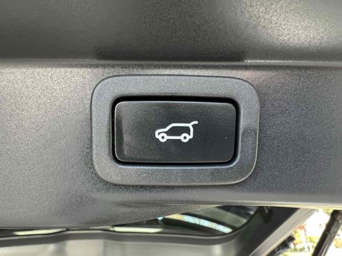 Used 2021 Land Rover Range Rover Sport Autobiography image 11