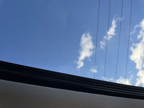 Used 2023 Toyota Highlander Limited image 22