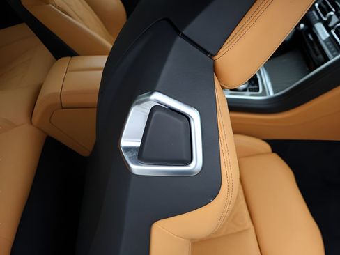 Used 2020 BMW M8 Base image 12