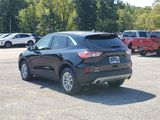 Certified 2022 Ford Escape SE w/ Cold Weather Package image 3