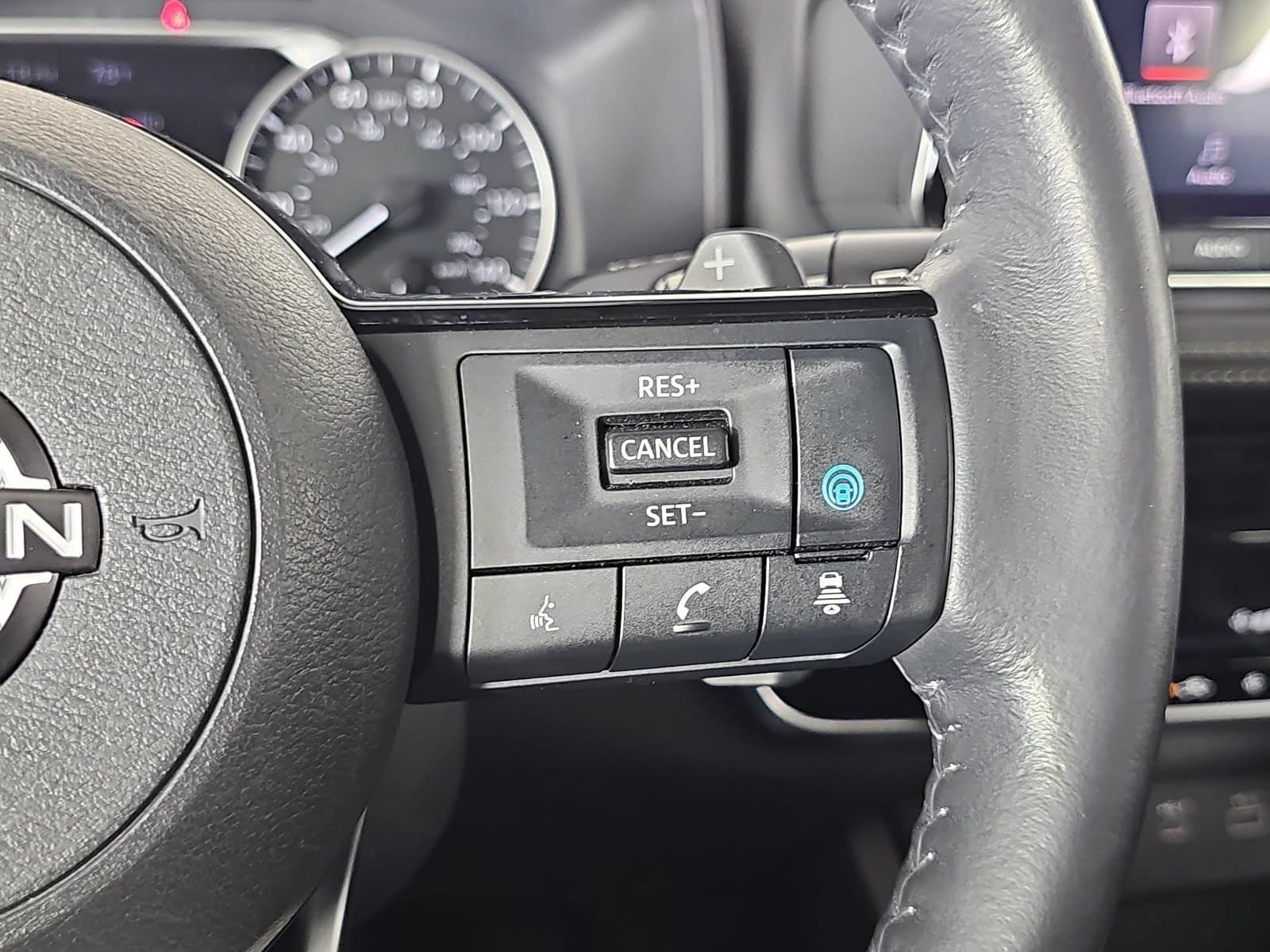 Used 2022 Nissan Rogue SV w/ SV Premium Package AWD/4WD image 18