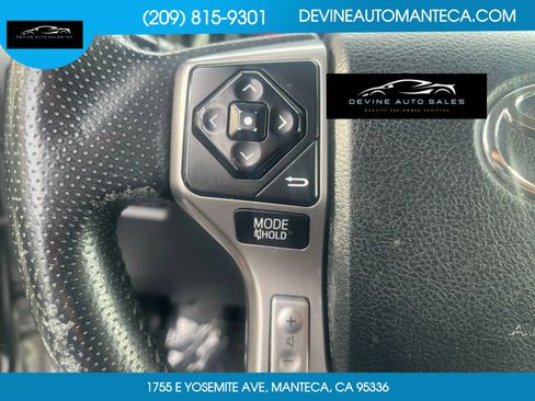 Used 2017 Toyota 4Runner SR5 Premium image 20