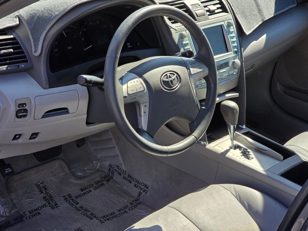 Used 2009 Toyota Camry Hybrid w/ Upgrade Pkg w/ Navigation FWD image 17