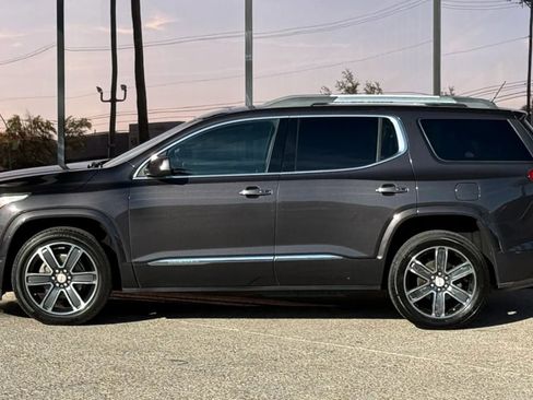 Used 2017 GMC Acadia Denali image 4