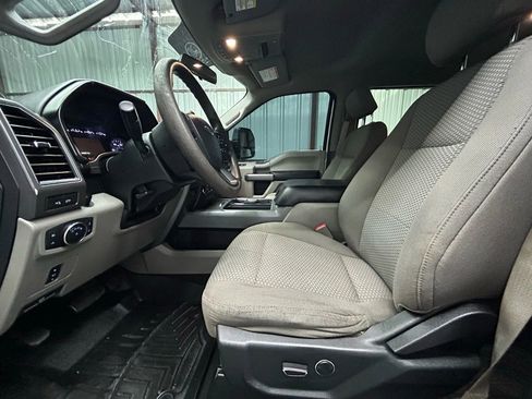 Used 2019 Ford F350 XLT w/ XLT Premium Package image 7