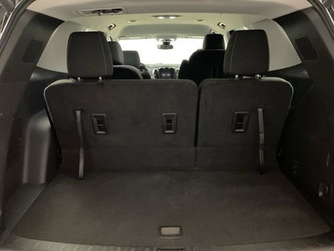 Certified 2021 Chevrolet Traverse LT image 34