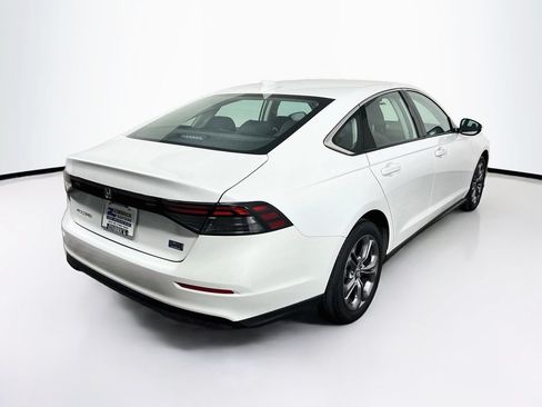 Used 2023 Honda Accord EX image 7