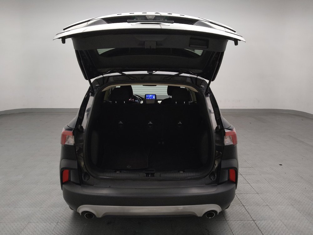 Used 2020 Ford Escape SE FWD image 29