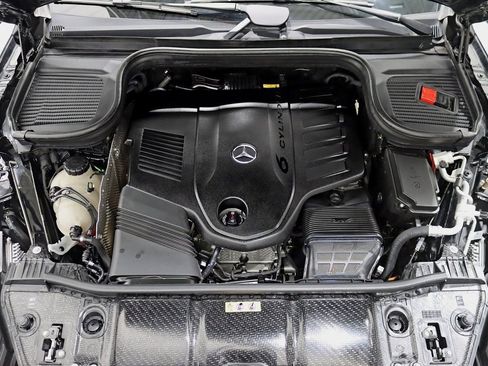 Used 2022 Mercedes-Benz GLS 450 4MATIC image 45