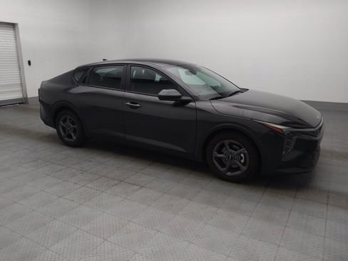 Used 2025 Kia K4 FWD image 11