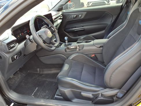 Used 2024 Ford Mustang Dark Horse RWD image 11