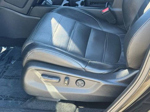 Certified 2017 Honda CR-V Touring image 15