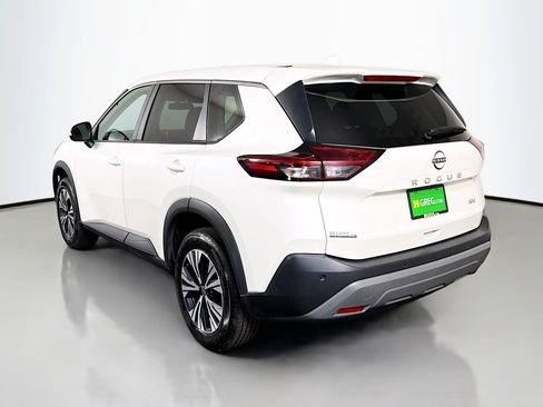 Used 2023 Nissan Rogue SV image 7