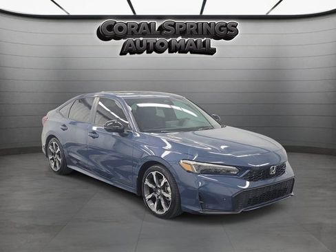Used 2025 Honda Civic Sport image 1