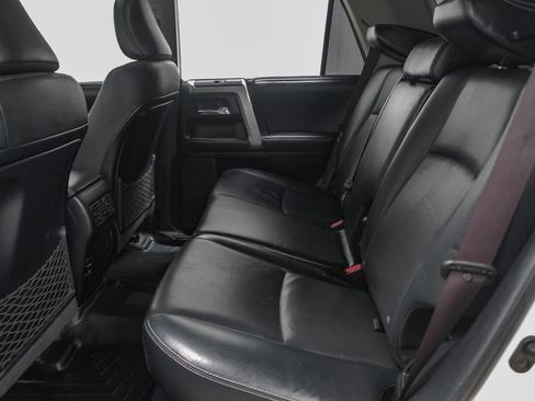 Used 2016 Toyota 4Runner Limited AWD/4WD image 36