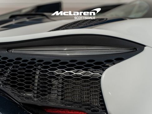 New 2026 McLaren Artura image 16