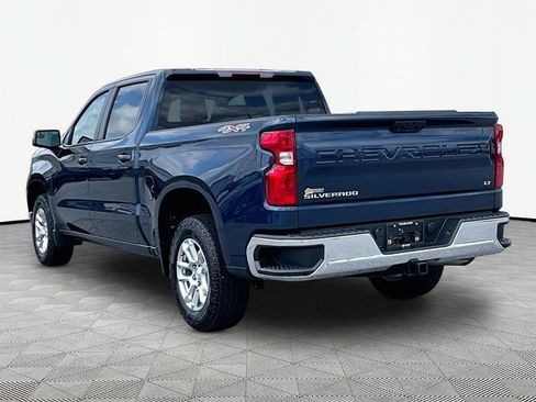 Used 2023 Chevrolet Silverado 1500 LT AWD/4WD image 4