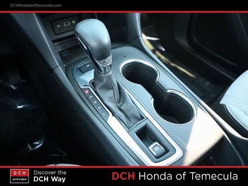 Used 2023 Chevrolet Equinox LT image 11