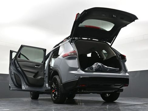 New 2026 Nissan Rogue SV w/ Rock Creek Premium Package image 38