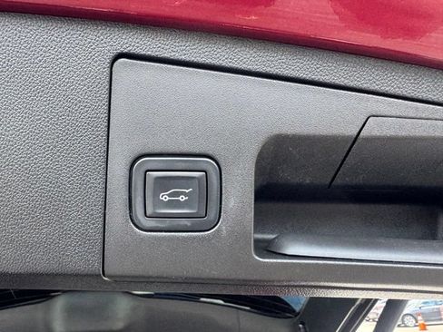 Used 2019 Cadillac XT4 Sport AWD/4WD image 13