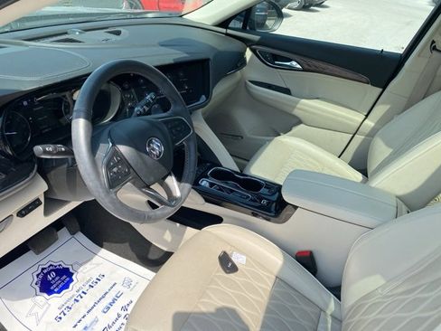 Used 2023 Buick Envision Avenir image 16