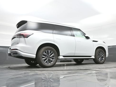 Certified 2025 INFINITI QX80 Pure image 25