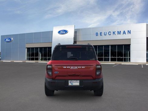 Used 2025 Ford Bronco Sport Outer Banks w/ Outer Banks Tech Package+ AWD/4WD image 8