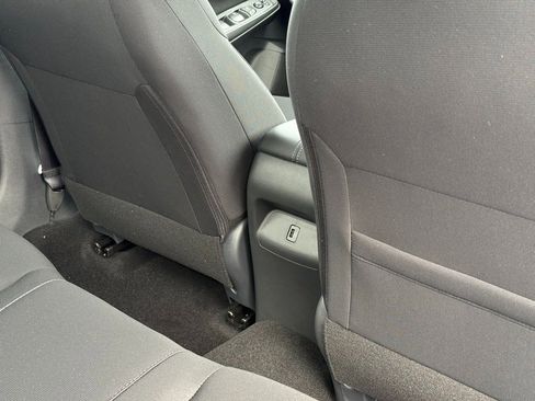 Certified 2025 Nissan Sentra SV image 23