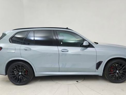 Used 2025 BMW X5 xDrive40i w/ M Sport Package image 6