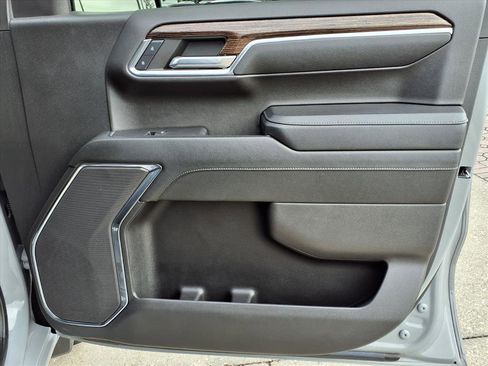 Used 2024 GMC Sierra 1500 Elevation w/ X31 Off-Road Package image 12