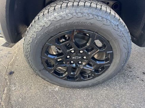 New 2026 Chevrolet Colorado Trail Boss AWD/4WD image 21