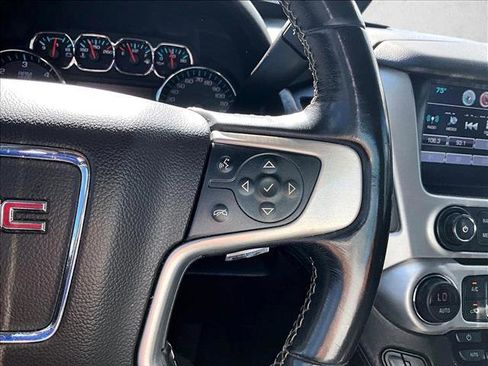 Used 2019 GMC Yukon XL SLT image 20